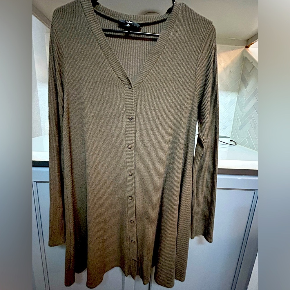 Medium Lulu’s Long Sleeve Knit Dress